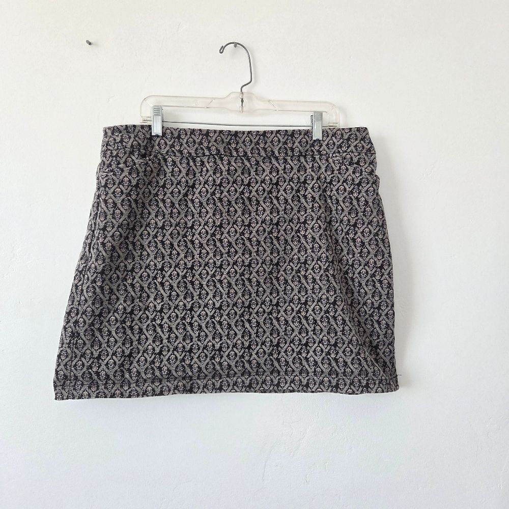 Croft & Barrow Golf Skort Ikat Print Women 18 Tennis Pickleball Preppy Sporty